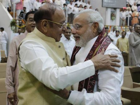 ನಮ್ಮ ಸಹ ಪ್ರಯಾಣಿಕರಾಗಿದ್ದ ಮೋದಿ-ವಘೇಲಾ