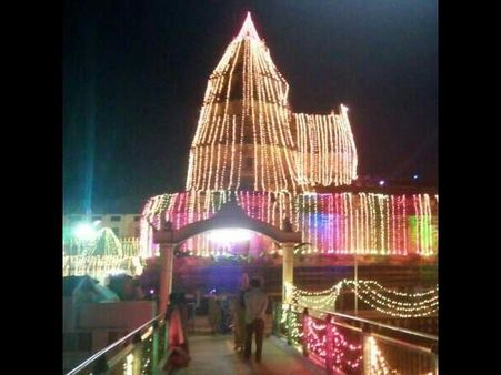 ಶೃಂಗೇರಿ : ರಾಜಗೋಪುರ ಕುಂಭಾಭಿಷೇಕಕ್ಕೆ ಸಜ್ಜು