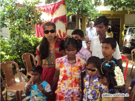 ಅಂಧರಿಗಾಗಿ 'ಬೆಳಕು' ನೀಡಿದ ಅಶ್ವಿನಿ ಅಂಗಡಿ