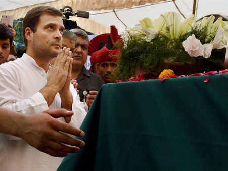 ಹುಟ್ಟುಹಬ್ಬಕ್ಕೆ ರಾಹುಲ್ ವಿದೇಶಕ್ಕೆ, ಅಭಿಮಾನಿಗಳು ಇಲ್ಲೇ