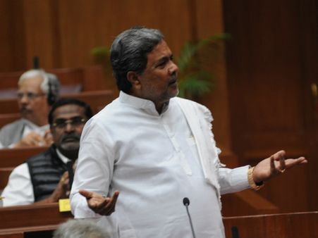 ಒಂದು ಮರ ಕಡಿದಲ್ಲಿ ಹತ್ತು ಗಿಡ ನೆಡುತ್ತೇವೆ