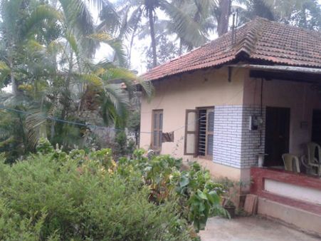 ಶಿಕ್ಷಕನ ಮನೆಯಲ್ಲಿ ಕೆಲಸಕ್ಕಿದ್ದ ಬಾಲಕಿ ರಕ್ಷಣೆ