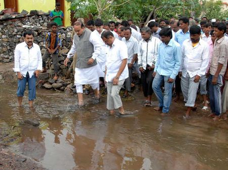 ಮಳೆ ಹಾನಿಯ ಅಧ್ಯಯನ ನಡೆಸಿದ ಅನಂತ ಕುಮಾರ್