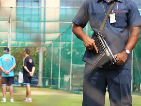 ಇಂಟರ್ ಪೋಲ್ ತೆಕ್ಕೆಗೆ ಕ್ರಿಕೆಟ್ ಉಗ್ರ: ಹೈ ಅಲರ್ಟ್