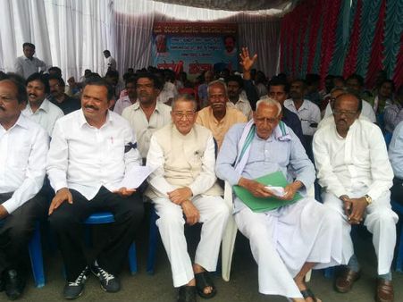 ಭೂಗಳ್ಳರ ಕುರಿತು ಸಿದ್ದರಾಮಯ್ಯಗೆ ದೊರೆಸ್ವಾಮಿ ಪತ್ರ