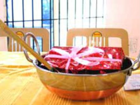 ಬಾಣಲೆಯಿಂದ ಬೆಂಕಿಗೆ!