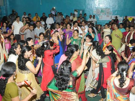 ಮಸ್ಕತ್ ಕನ್ನಡಿಗರ ಮನಸೂರೆಗೊಂಡ ನವಸಂಜೆ - 2014