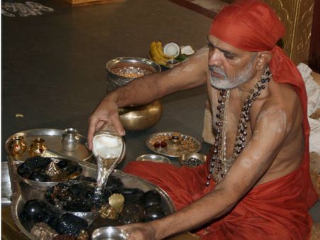 ಸವಣೂರು ವೃಂದಾವನದಲ್ಲಿ ಧಾರ್ಮಿಕ ಕಾರ್ಯಕ್ರಮಗಳು