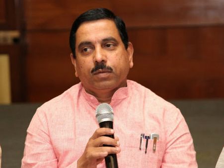 ಎಲ್ಲಾ ಯೋಧರ ಜನ್ಮದಿನ ಆಚರಿಸಿ, ಸಿದ್ದುಗೆ ಜೋಶಿ ಸವಾಲ್!