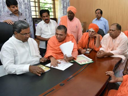 ಸಿಎಂ ಭರವಸೆ, ಸ್ವಾಮೀಜಿಗಳ ಉಪವಾಸ ಅಂತ್ಯ