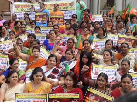 ರಾಜ್ಯ ಸರ್ಕಾರದ ವಿರುದ್ಧ ಬಿಜೆಪಿ ಮಹಿಳಾ ಧ್ವನಿ