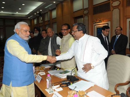 ಮೊಬೈಲ್ ಆಡಳಿತಕ್ಕೆ ಕಾಲಿಡಲಿರುವ ಸಿದ್ದರಾಮಯ್ಯ ಸರ್ಕಾರ