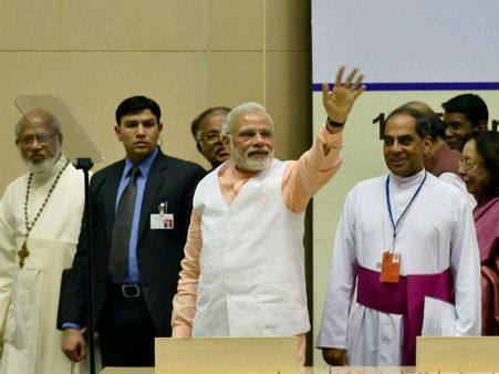 ಅಲ್ಪಸಂಖ್ಯಾತರೇ ನಿಮ್ಮ ರಕ್ಷಣೆಗೆ ನಾವಿದ್ದೇವೆ : ಮೋದಿ ಅಭಯ