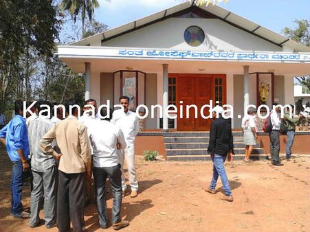 ಮಂಗಳೂರು : ಕಡಿಮೆ ಸಂಬಳ ಕೊಟ್ಟರೆಂದು ಚರ್ಚ್‌ಗೆ ಕಲ್ಲೆಸದ