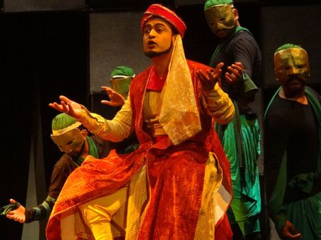 ವಾರಾಂತ್ಯಕ್ಕೆ ಕಾರ್ನಾಡರ ತುಘಲಕ್, ಕಾಸರವಳ್ಳಿ ಜೊತೆ ಕಿರುಚಿತ್ರ