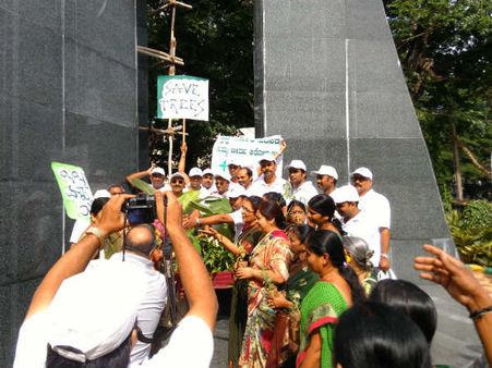 ಅನಂತ ಕುಮಾರ್ ನೇತೃತ್ವದಲ್ಲಿ ಸಾಗಿದ ಹಸಿರು ತೇರು