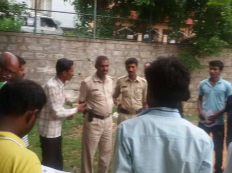 ಬೆಂಗ್ಳೂರಲ್ಲಿ ಮುಂದುವರಿದ ಸರಗಳ್ಳತನ, ಪೊಲೀಸರು ಕಕ್ಕಾಬಿಕ್ಕಿ