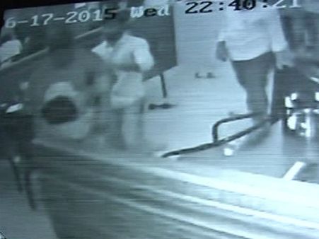 ಬಾರ್‌ನಲ್ಲಿ ಜಯ ಕರ್ನಾಟಕ-ಕರವೇ ಕಾರ್ಯಕರ್ತರ ಪುಂಡಾಟ