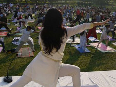 ಯೋಗವೆಂದರೆ ಉಲ್ಲಾಸ, ಸಂತೋಷ, ವಿನೋದ