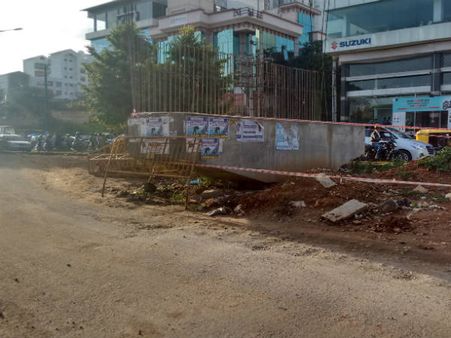 ಇದು ದೇವೇಗೌಡ ಪೆಟ್ರೋಲ್ ಬಂಕ್ ಫ್ಲೈ ಓವರ್ ಕಥೆ...ವ್ಯಥೆ