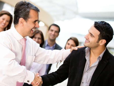 ಎಚ್ಚರ, ಹಸ್ತಲಾಘವವನ್ನು ಲಘುವಾಗಿ ಪರಿಗಣಿಸದಿರಿ