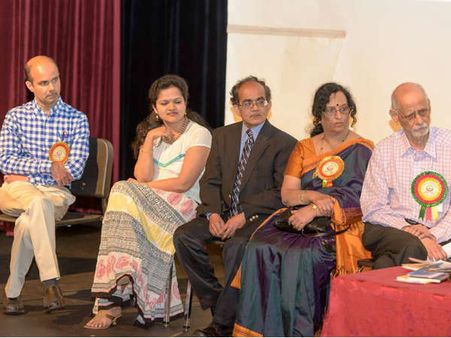 ನಮ್ಮ ಬರಹಗಾರರು : ಹತ್ತು ಕೃತಿಗಳ ಪರಿಚಯ