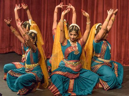 ಅಗಲಿದ ಗಣ್ಯರಿಗೆ ಶ್ರದ್ಧಾಂಜಲಿ ಮತ್ತು ಕವಿ ನಮನ