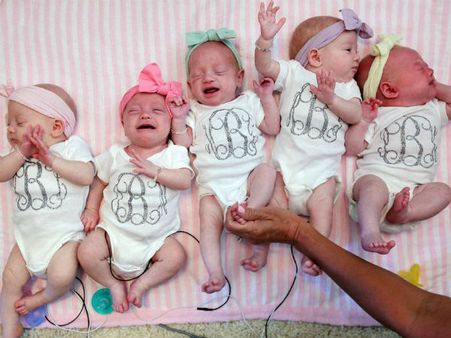 ಚಿತ್ರಸುದ್ದಿ : ಅಮೆರಿಕದ ಟೆಕ್ಸಾಸ್ ನಲ್ಲಿ ಪಂಚವಳಿಗಳ ಬಳುವಳಿ