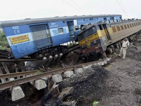 ಮಧ್ಯಪ್ರದೇಶದಲ್ಲಿ ಅವಳಿ ರೈಲು ದುರಂತ, 29 ಸಾವು