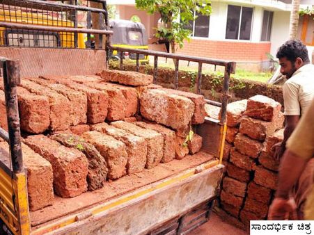 ಕಲ್ಲು ತುಂಬಿಸುವವ ಮ್ಯಾನೇಜರ್ ಆದ ಹಿಂದಿನ ಯಶಸ್ಸಿನ ಕಥೆ