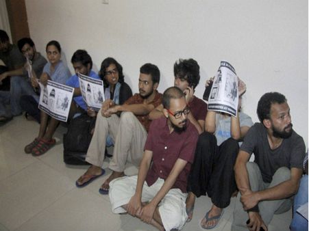 ಎಫ್ ಟಿಐಐ ವಿದ್ಯಾರ್ಥಿಗಳಿಂದ ಅನಿರ್ದಿಷ್ಟಾವಧಿ ಉಪವಾಸ