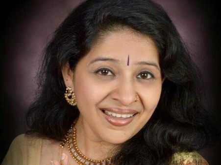 ಪ್ರಾಣ ಬೆದರಿಕೆ ಎಂದು ಉಗ್ರಪ್ಪಗೆ ಮೊರೆ ಹೋದ ಪ್ರೇಮಲತಾ