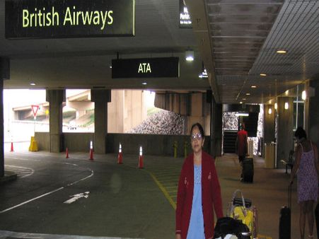 ಲ೦ಡನ್ ಹಿ೦ದೆ ಉಳಿಯತೊಡಗಿದಾಗ ಮನಸ್ಸು ಹಗುರವಾಗಿತ್ತು