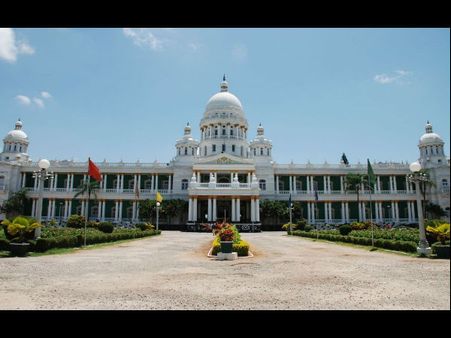 ಜಯಲಕ್ಷ್ಮೀ ವಿಲಾಸ, ಲಲಿತಮಹಲ್ ಅರಮನೆ ಬಗ್ಗೆ ಓದಿ 