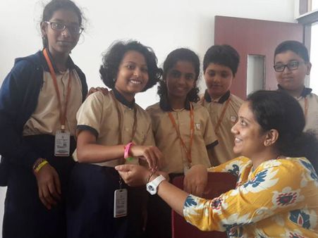 ಅನಾಥ, ನಿರ್ಗತಿಕ ಮಕ್ಕಳಿಗಾಗಿ ಎಡಿಫೈನಿಂದ ಕೊಡುಗೆ