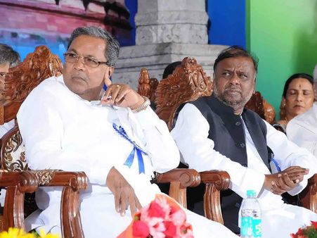 ಸಚಿವ ಆಂಜನೇಯ ಪ್ರಕರಣ : ಯಾರು, ಏನು ಹೇಳಿದರು?