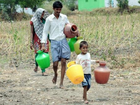 'ರಾಜ್ಯದ ನೀರಿನ ಸಮಸ್ಯೆಗೆ ರಾಜಕಾರಣಿಗಳೇ ಕಾರಣ'