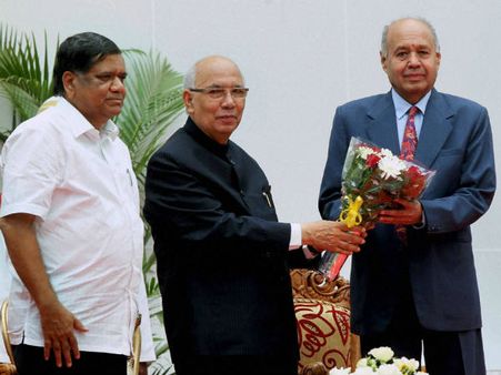 ಭಾಸ್ಕರರಾವ್ ರಾಜೀನಾಮೆ : ಯಾರು, ಏನು ಹೇಳಿದರು?