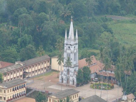 ಏಸುವಿನ ಇತಿಹಾಸ ನೆನಪಿಸುವ ಕೊಡಗಿನ ಸಂತ ಅನ್ನಮ್ಮ ಚರ್ಚ್