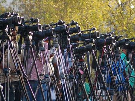 ರಾಷ್ಟ್ರೀಯ ಮಾಧ್ಯಮಗಳ ವಿರುದ್ಧ ತಿರುಗಿ ಬಿದ್ದ ಬೆಂಗಳೂರಿಗರು