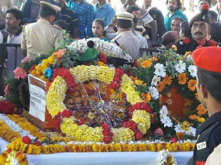ಹುಟ್ಟೂರು ತಲುಪಿದ ಹನುಮಂತಪ್ಪ ಪಾರ್ಥಿವ ಶರೀರ