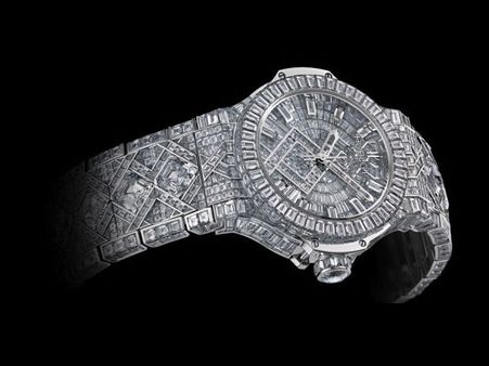 ಸಿದ್ದು ನಿದ್ದೆ ಕೆಡಿಸಿರುವ ಉಬ್ಲೋ ಡೈಮಂಡ್ ವಾಚಿನ ಸ್ವಾರಸ್ಯಕರ ಕಥೆ ಕೇಳಿರಣ್ಣ