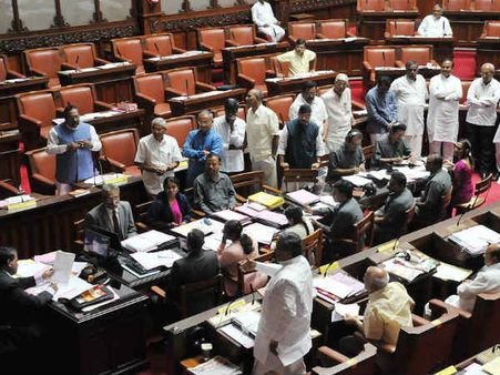 ಕಲಾಪದಲ್ಲಿ ವಕ್ಫ್ ಆಸ್ತಿ ವಿವಾದ, ವರದಿ ಕೇಳಿದ ರಾಜ್ಯಪಾಲರು