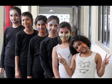 ಅಕ್ಷರದಿಂದ ಅಮ್ಮಂದಿರ ವರ್ಣಿಸಲು ಸಾಧ್ಯವಿಲ್ಲ