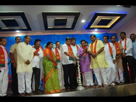 ಬಸವರಾಜ ಹೊರಟ್ಟಿ ಸೋಲು ಖಚಿತ: ಶೆಟ್ಟರ್ ಭವಿಷ್ಯ