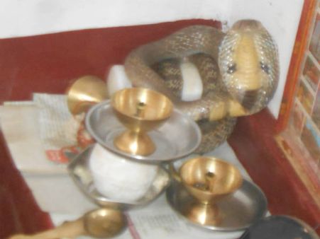 ಭುಸ್ಸೆಂದ ನಾಗಪ್ಪ, ಮನೆಯೊಡತಿ ಲೀಲಾವತಿ ಉಸ್ಸಪ್ಪ!