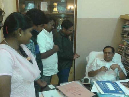 ಸರ್ಕಾರಿ ಕನ್ನಡ ಶಾಲೆಗಳನ್ನು ಮುಚ್ಚಬೇಡಿ