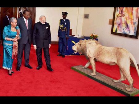 ಯುವಶಕ್ತಿ ಬಳಕೆ, ಭಯೋತ್ಪಾದನೆ ವಿರುದ್ಧ ಸಮರ ಗುರಿ: ಮೋದಿ