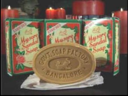 ಹುಬ್ಬಳ್ಳಿ: ಮೈಸೂರು ಸ್ಯಾಂಡಲ್ ಸೋಪ್ ಕದ್ದೊಯ್ದ ಕಳ್ಳರು!