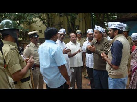 ಯಮನೂರು ದೌರ್ಜನ್ಯ: ಹುಬ್ಬಳ್ಳಿಯಲ್ಲಿ ಮುಂದುವರಿದ ಪ್ರತಿಭಟನೆಗಳು